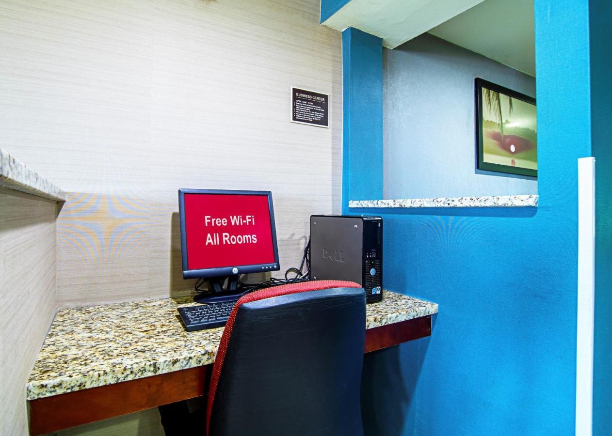 Red Roof Inn & Suites Greenwood, Sc Dış mekan fotoğraf